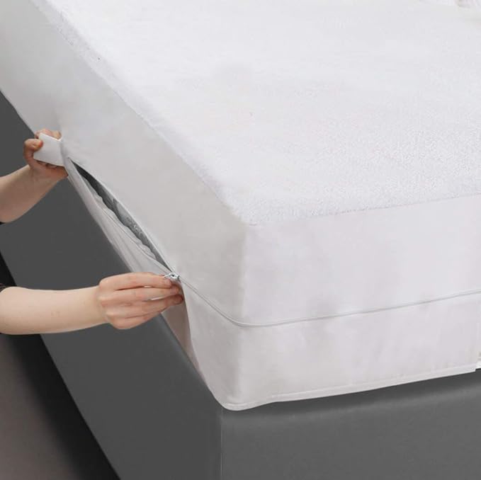 Masirs Zippered Mattress Encasement - Waterproof, Breathable, Noiseless, Machine Washable, Soft Terry Top for Comfortable Night Sleep. (Twin)