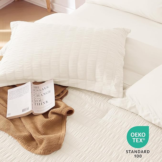 MUXHOMO 5 Pieces Twin Comforter Set, Seersucker Bed in a Bag Twin Size, All Season Luxury Bedding Set with Comforter, Flat Sheet, Fitted Sheet, Pillowcase & Sham, Ivory