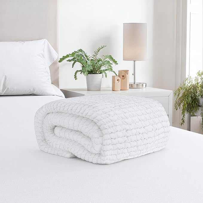 PAULATO BY GA.I.CO Waterproof Crib Mattress Protector – Absorbent Mattress Cover for Toddler & Baby – 28x52 Soft Noiseless Hypoallergenic Machine Washable – Protector with Deep Elastic Skirt