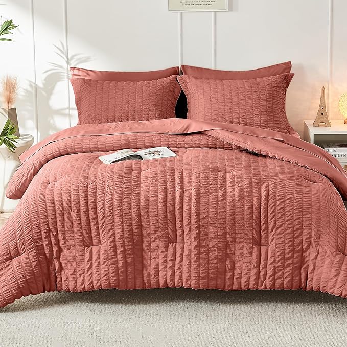 HYMOKEGE Coral Queen Comforter Set Seersucker 7 Pieces, All Season Luxury Bed in a Bag Queen for Bedroom, Bedding Set with Comforter, Sheets, Pillowcases & Shams
