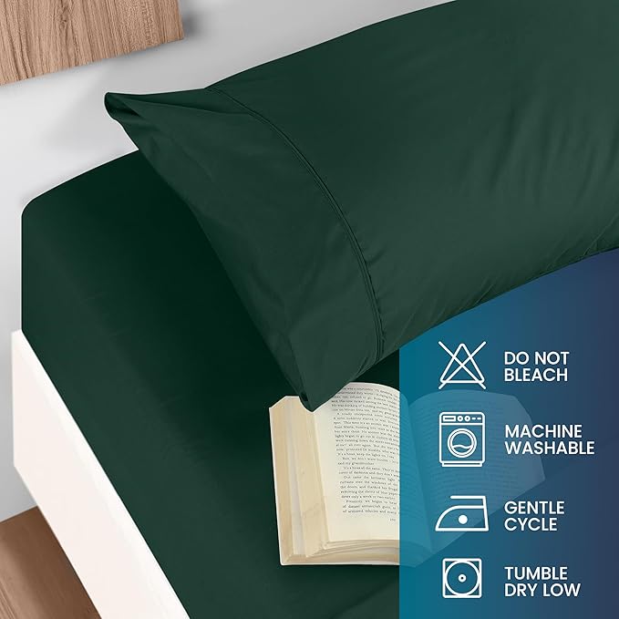 Utopia Bedding Queen Size 4 Piece Sheet Set - Brushed Microfiber - Soft Bed Sheets for Queen Size Bed Set - Includes 1 Fitted, 1 Flat, & 2 Pillow Cases - Deep Pocket (Emerald)