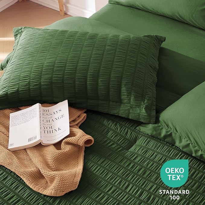 MUXHOMO 7 Pieces Full Comforter Set, Seersucker Bed in a Bag Full Size, All Season Luxury Bedding Set with Comforter, Flat Sheet, Fitted Sheet, Pillowcases & Shams, Dark Green