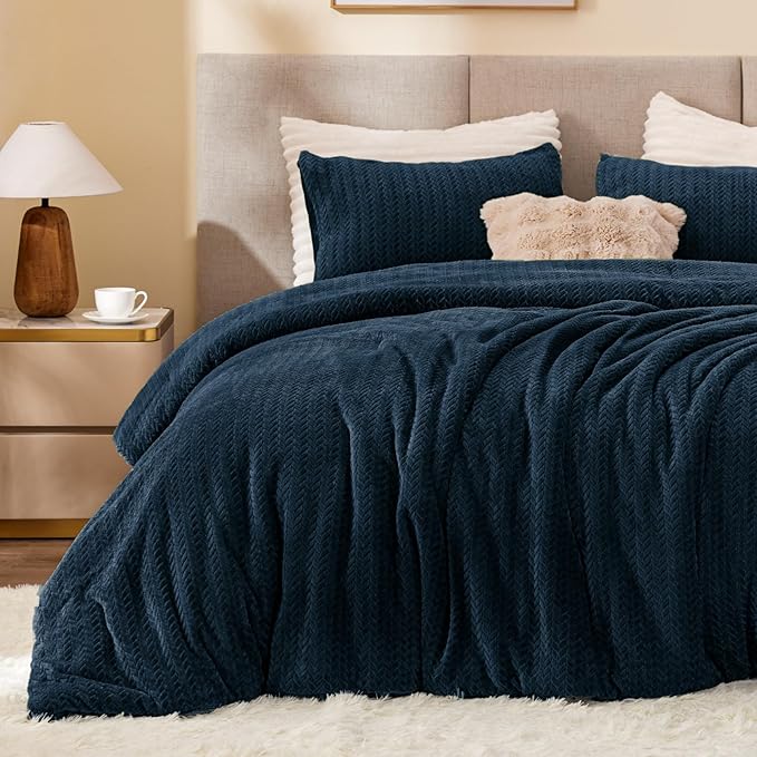 Flannel Fleece Full Comforter Set - Furry Navy Blue Leaves Pattern Faux Fur Bed Set, Winter Ultra Soft Fuzzy Comfort Set, Velvet Bedding Set for Bed with 2 Pillow Cases