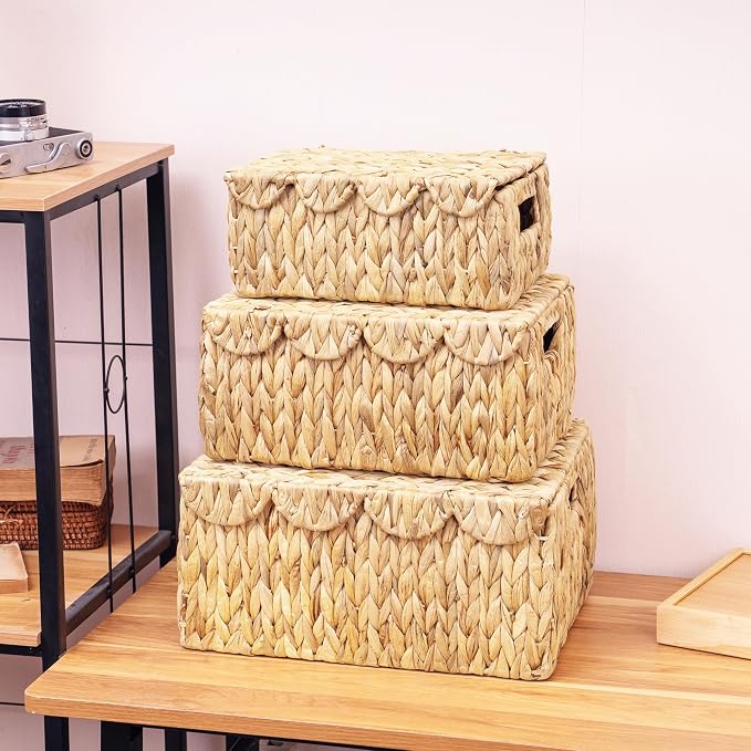 LUSYDECO Set of 2 Scalloped Edge Wicker Basket with Lids, Rectangle Wicker Storage Basket with Built-in Handles, Multipurpose Organizer Rattan Display Boxes for Shelf, Nursery Room - Image 7