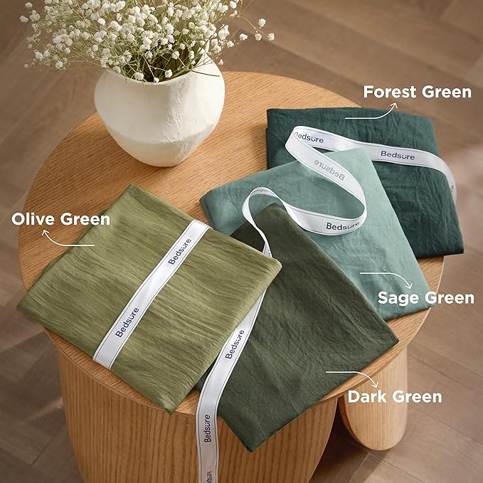 Bedsure California King Comforter Set, Dark Green Soft Prewashed Bedding for All Seasons, 3 Pieces GentleSoft™ Bed Set, 1 Lightweight Comforter (104"x96") and 2 Pillowcases (20"x36")