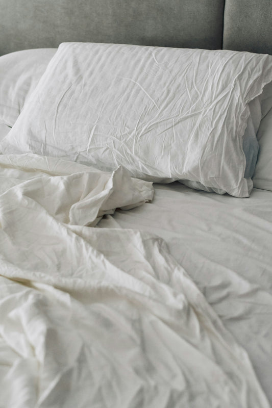 [RESTMENT] The "Vertical Pillow Wedge Elevation": How inclination stops nighttime acid reflux and morning sinus congestion