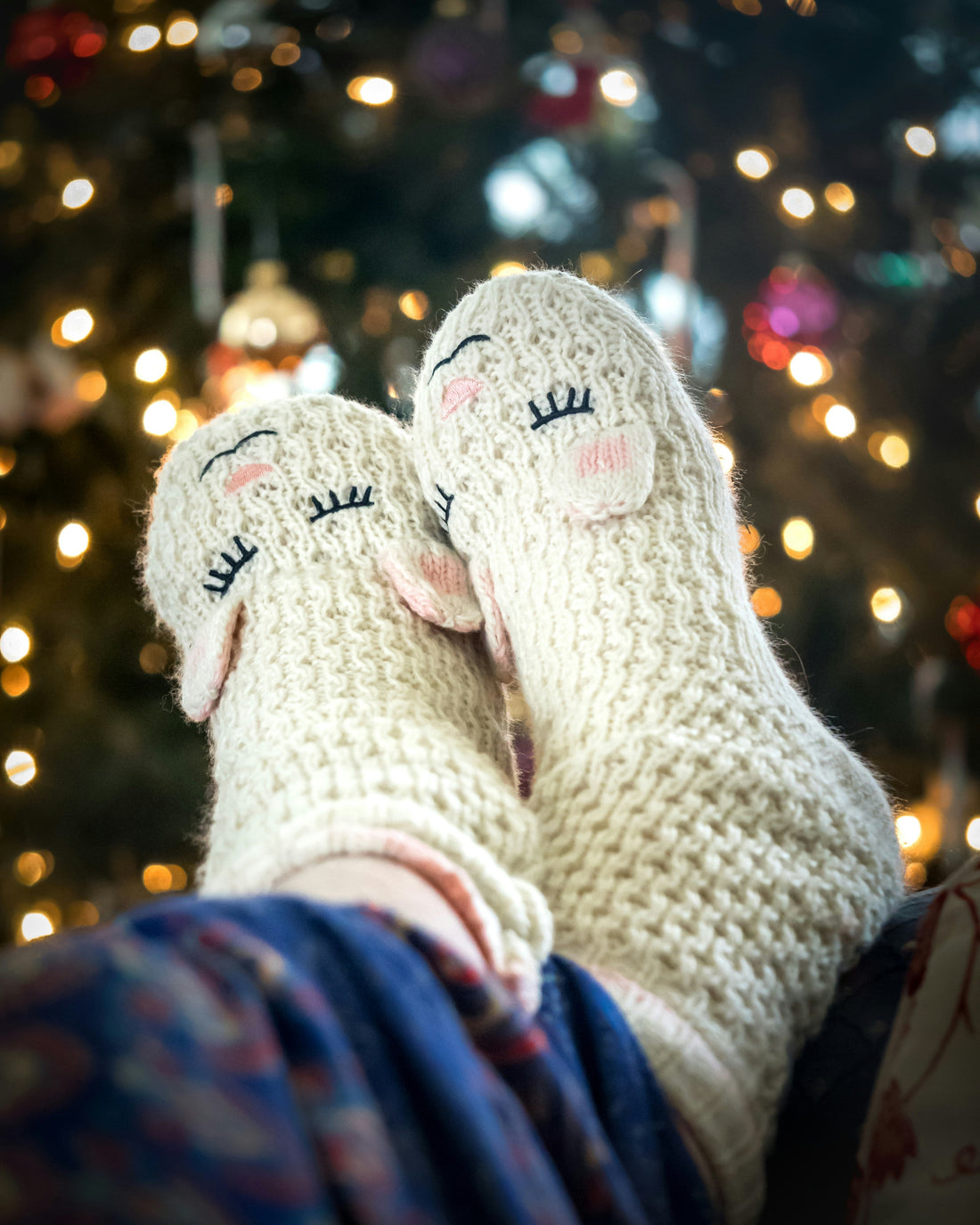 [RESTMENT] The "Warm Feet" Equation: How socks can help you fall asleep faster