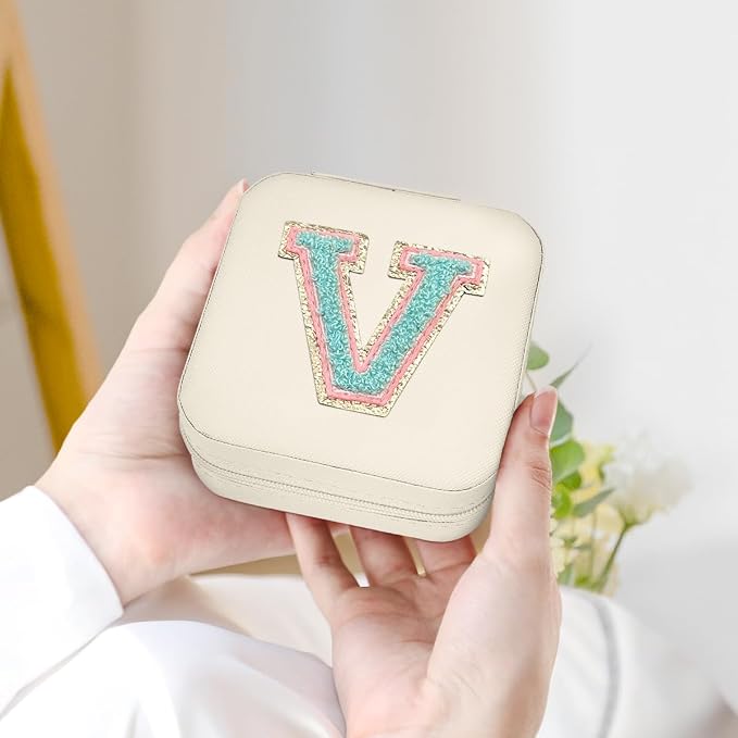 SANDJEST Personalized Jewelry Box, White Travel Jewelry Box with Initial V, Small Monogrammed Jewelry Case Organizer for Girls Women Teen Kids, Mini Travel Essentials Gifts for Birthday Christmas - Image 4