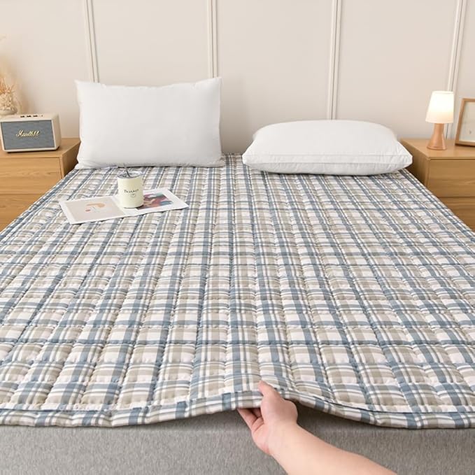 Mattress Pad Full，Breathable，Non-Slip Mattress Protector with Elastic Straps，Quilted Mattress Topper Cover for Adults and Kids，Raw Cotton，Washable