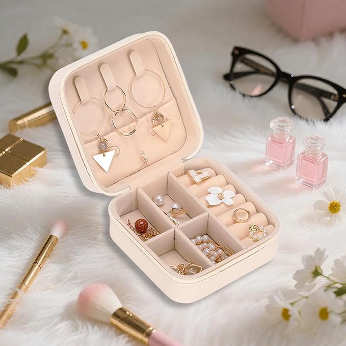 LONGXIN Cute Cartoon Gifts, Initial Travel Jewelry Case Small Jewelry Box Organizer, Personalized Gifts for Women Teen Girls, Birthday Christmas Gifts for Cartoon Lovers, Letter S - Image 6