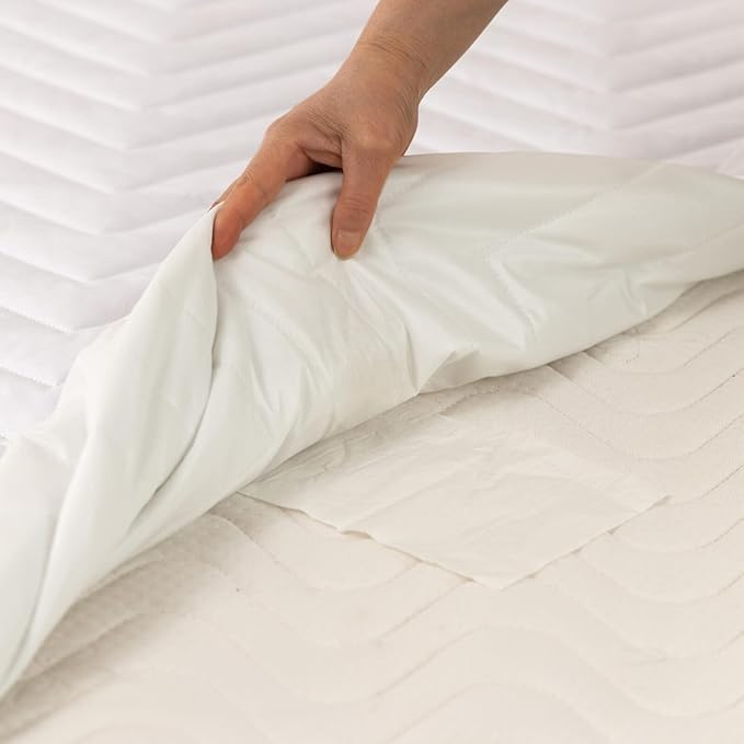 Quilted Waterproof RV Short King Mattress Protector Pad for 72x75 or Short King Cal Bed Elastic Pocket Fitted Sheet Style Matress Topper Cover