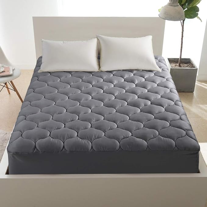 LEISURE TOWN Cotton Twin Mattress Pad Fitted Quilted Mattress Cover Pillow Top Mattress Topper Cooling Soft Breathable Mattress Protector with 8-21 Deep Pocket,Machine Washable (39x75 Grey)