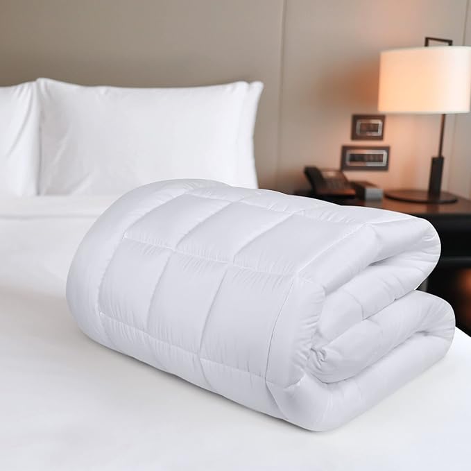 Utopia Bedding Full Mattress Pad, Quilted Fitted Premium Mattress Protector, Deep Pocket Cover Stretches up to 16 Inches, Fluffy Pillow Topper (54x75 Inches, White)