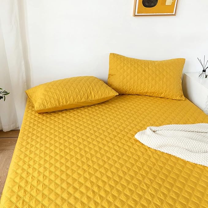 vctops Quilted Fitted Sheet Waterproof Mattress Protector Pad Ultra Soft Elastic Fitted Deep Pocket Bed Cover (Yellow,Queen)