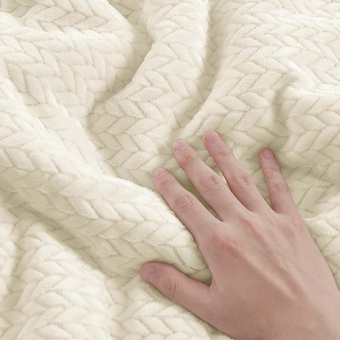 Flannel Fleece Full Comforter Set - Furry Beige Leaves Pattern Faux Fur Bed Set, Winter Ultra Soft Fuzzy Comfort Set, Velvet Bedding Set for Bed with 2 Pillow Cases