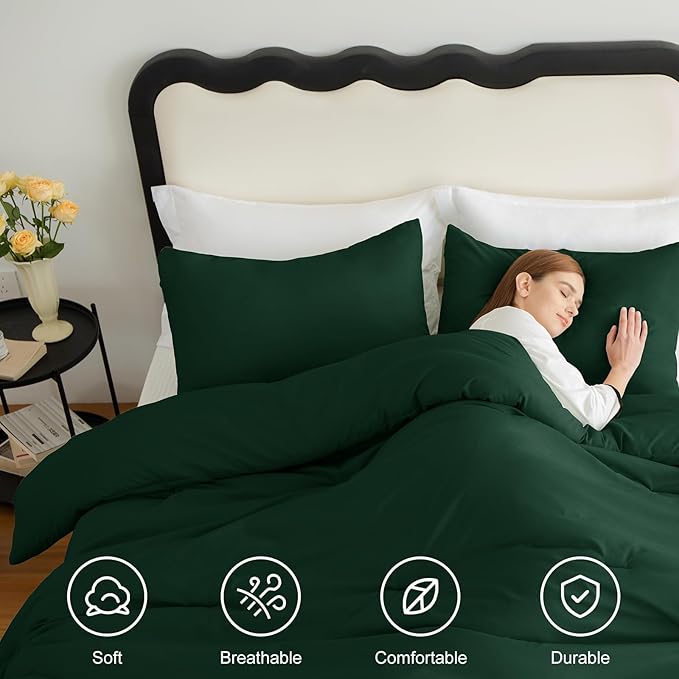 CozyLux Twin Comforter Set Emerald Green, 2 Pieces Twin Extra Long Solid Breathable Bedding Sets College Dorm, Twin XL Luxury Soft Bed Set with Down Alternative Comforter and 1 Pillowcase All Seasons