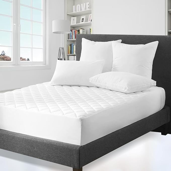 Venneti Waterproof Mattress Protector Queen - Soft, Hypoallergenic, and Breathable Quilted Cotton Bed Cover - Deep Pocket Fitted Design - Quilted Bedding Shield for Comfortable Sleep…