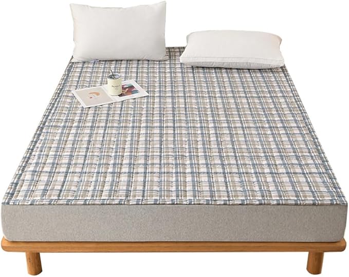 Mattress Pad Twin，Breathable，Non-Slip Mattress Protector with Elastic Straps，Quilted Mattress Topper Cover for Adults and Kids，Raw Cotton，Washable