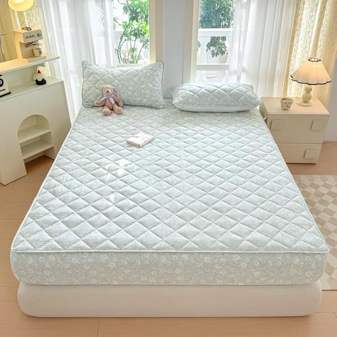 Mattress Protector, Soft Breathable Noiseless Mattress Cover with Stretchable Pockets for 6-11 inches Mattress, Machine Washable (01,Twin XL 47"x80")