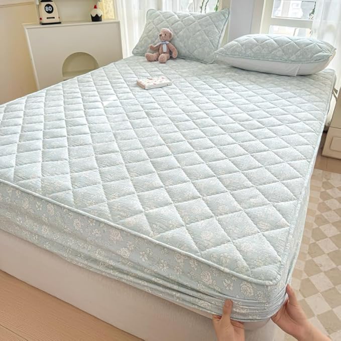 Mattress Protector, Soft Breathable Noiseless Mattress Cover with Stretchable Pockets for 6-11 inches Mattress, Machine Washable (01,Cal King 78"x86")