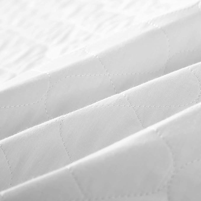 Quilted Fitted Mattress Pad Cover Waterproof Sheet King Mattress Protector with Highly Absorbent Fill Layer Soft Cotton Blend Surface, Breathable, Deep Pocket (King)