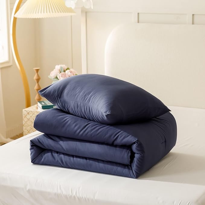 ROSGONIA Oversized King Comforter 120x98, 3pcs Oversized Comforter (1 Navy Blue Comforter & 2 Pillowcases) Lightweight Warm Bedding Set Blanket Quilts