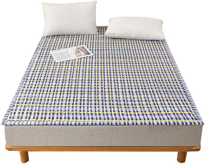 Mattress Pad Twin，Breathable，Non-Slip Mattress Protector with Elastic Straps，Quilted Mattress Topper Cover for Adults and Kids，Raw Cotton，Washable