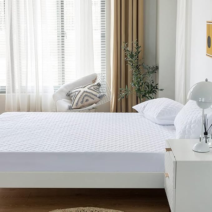 vctops Quilted Fitted Sheet Waterproof Mattress Protector Pad Ultra Soft Elastic Fitted Deep Pocket Bed Cover (White, Full)