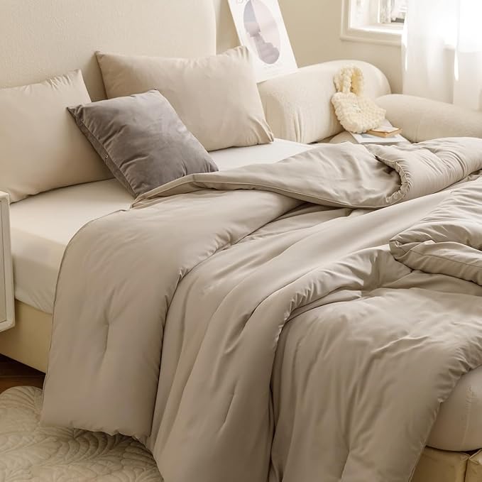 ROSGONIA Alaskan King Comforter 136x120, Oatmeal, 1 Extra Large King Size Comforter Oversized & 2 Pillowcases, Lightweight Warm Bedding Set Quilt