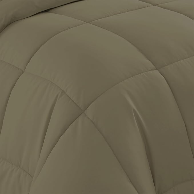 Sweet Home Collection 7 Piece Comforter Set Bag Solid Color All Season Soft Down Alternative Blanket & Luxurious Microfiber Bed Sheets, Sage, Full