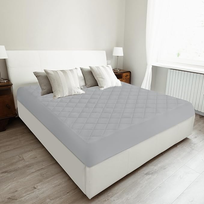 RV Short Queen Mattress Pad Waterproof Quilted, Short Queen Mattress Protector, RV Mattress Cover Fitted Mattress Topper, Up to 20 Inch