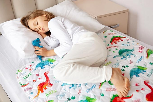 Lynmark® 2x Potty Training Mattress Protector Pee Pad for Kids - Waterproof Toddler Bed Wetting Mat for Toilet Training - Non-Slip Washable Bedwetting Topper Absorbs Up to 2000ml - 35" x 33", Dinosaur