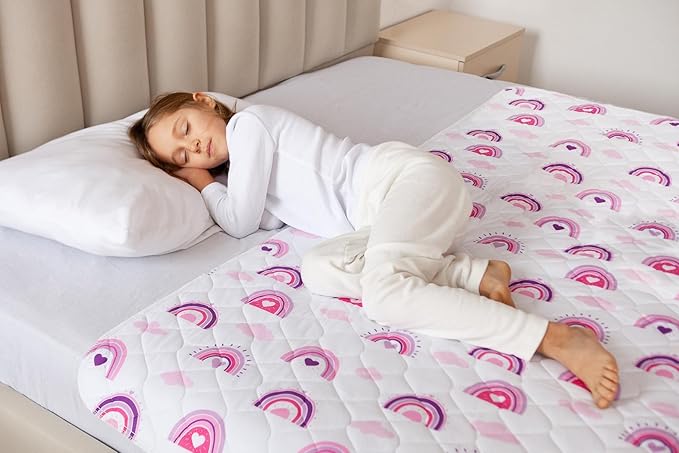 Lynmark® Potty Training Mattress Protector Pee Pads for Kids - Waterproof Toddler Bed Wetting Mat for Toilet Training - Non-Slip Washable Bedwetting Topper Absorbs Up to 2000ml - 53" x 33", Rainbow