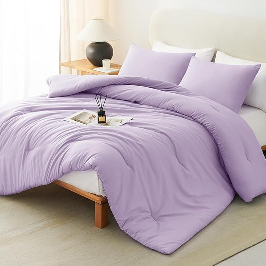 CozyLux Lavender Queen Comforter Set, 3 Pieces Light Purple Solid Breathable Quilted Boho Bedding Sets, Luxury Fluffy Soft Bed Set with Down Alternative Comforter and 2 Pillowcases for All Season