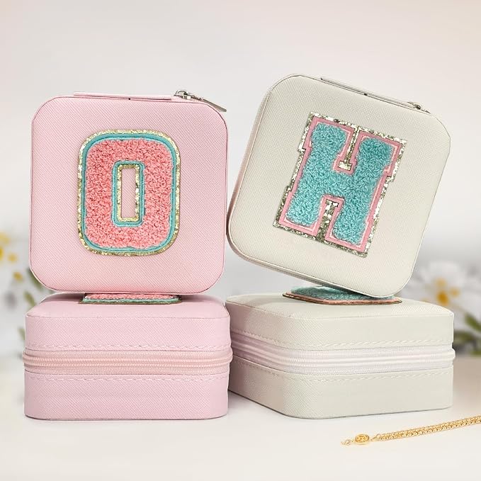 SANDJEST Personalized Jewelry Box, Pink Travel Jewelry Box with Initial O, Small Monogrammed Jewelry Case Organizer for Girls Women Teen Kids, Mini Travel Essentials Gifts for Birthday Christmas - Image 4
