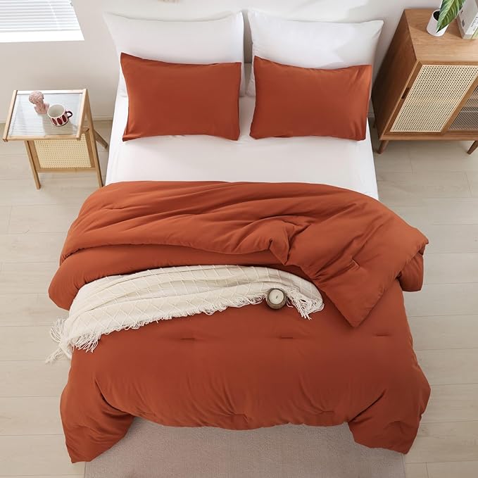 ROSGONIA Oversized King Comforter Burnt Orange, 3pcs (1 Terracotta Comforter & 2 Pillowcases) Lightweight Oversized King Size Comforter Sets Bedding
