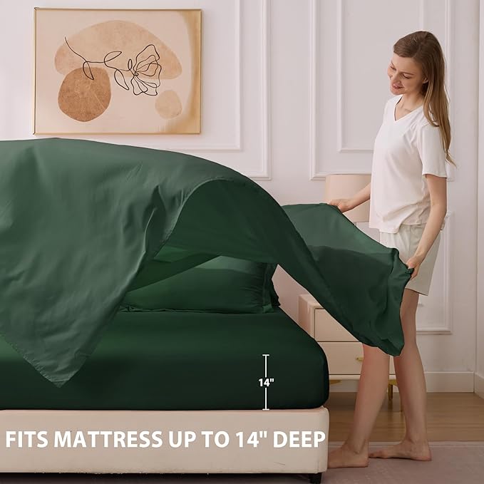 King Comforter Set Emerald Green - Bed in a Bag King Size 7 Pieces, Soft Bedding Set for All Seasons, Christmas Premium King Comforter Set with Comforter, Sheets, Pillowcases & Shams