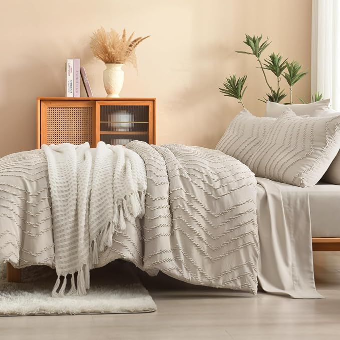 Litanika Twin XL Comforter Set Oatmeal - Boho Tufted Shabby Chic Bed in a Bag for College Dorm, 5 Pieces Fluffy Soft Farmhouse Bed Set for All Seasons
