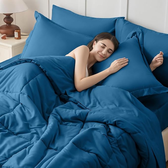 JOLLYVOGUE Twin Comforter Set, Ultra-Soft Bed in a Bag Twin Size 5 Pieces, Oeko-TEX Certified Bedding Set with Down Alternative Comforter, Sheets, Pillowcases & Shams, Teal