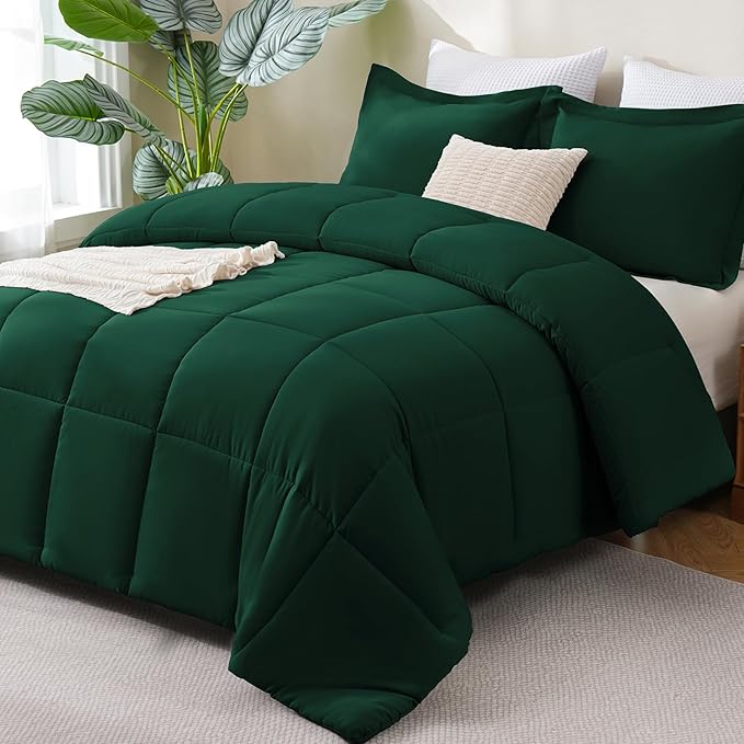 CozyLux Full Size Comforter Sets - Emerald Green Comforter Full Size, 3 Pieces Box Stitched Bed Set for All Seasons, Soft Lightweight Bedding Sets with 1 Down Alternative Comforter and 2 Pillow Shams