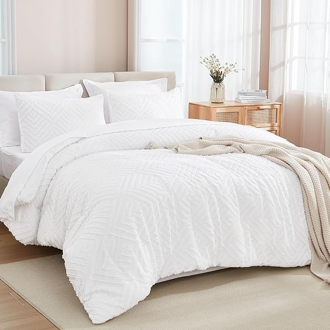 Andency Oversized Queen Size Comforter Set with Sheets White - 7 Pieces Bed in a Bag Oversized Queen Boho Tufted Lightweight Bedding Sets with Comforter, Sheets, Pillowcases & Shams