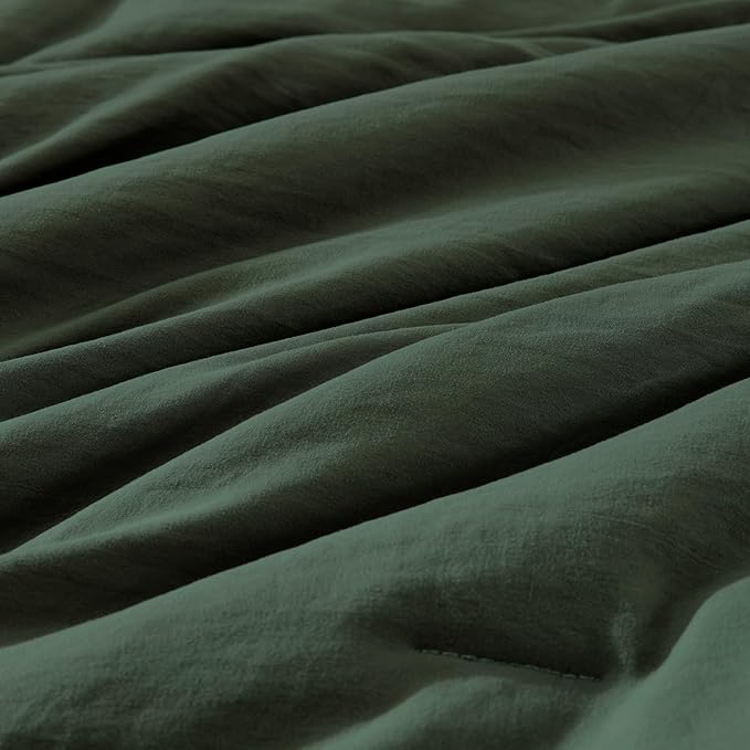 WRENSONGE Super King Plus Comforter Set - 7 Pieces Deep Green Soft Bed in a Bag Super King Plus with Fitted Sheet, Flat Sheet, 2 Pillow Shams, and 2 Pillowcases- Warm Bedding Sets for All Season