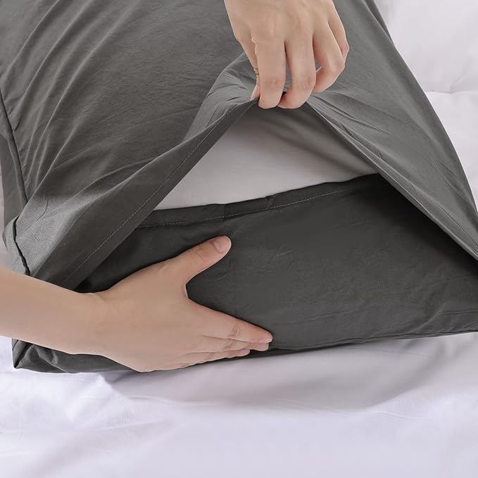 ROSGONIA Alaskan King Comforter 136x120, Charcoal Gray,1 Extra Large King Size Comforter Oversized & 2 Pillowcases, Lightweight Warm Bedding Set Quilt