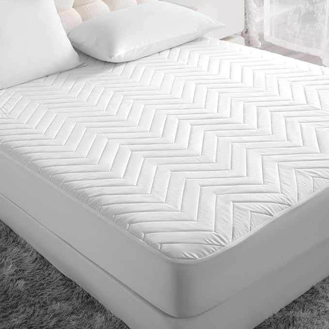 1 Pack Waterproof Mattress Protector, Quilted Mattress Pad with 15 Inch Deep Pocket, Soft Breathable Microfiber Surface, Machine Washable Bed Mattress Cover, White