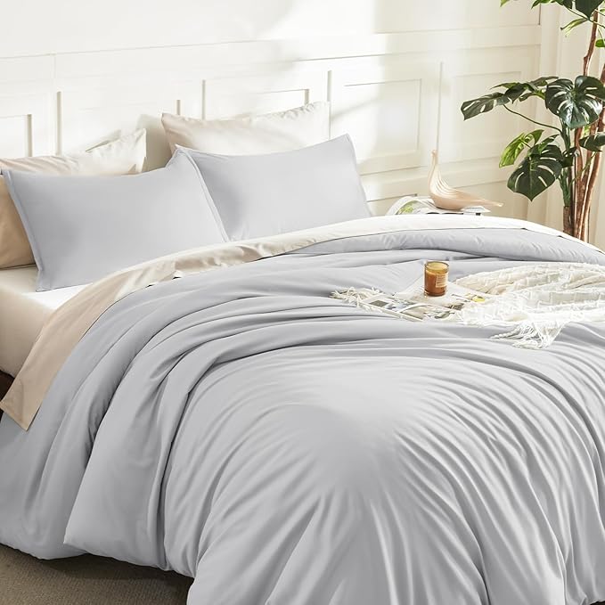 Litanika Oversized King Comforters Light Grey Super King Plus Size, 3 Pieces Lightweight Solid Bedding Comforter Set, All Season Fluffy Bed Set (128x120In Comforter & 2 Pillowcases)