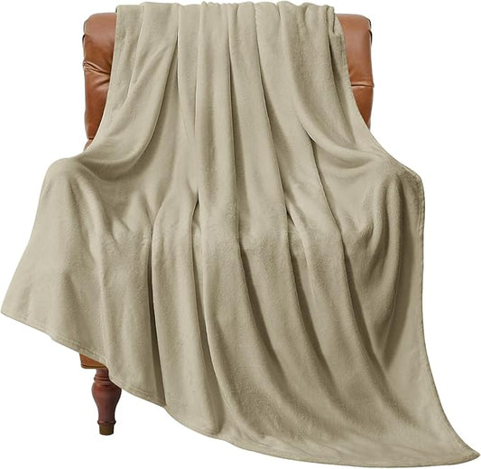 BEDELITE Fleece Blanket Twin Size Oatmeal Throw Blankets for Couch & Bed, Luxury Plush Cozy Fuzzy Blanket 60x80 inches, Super Soft Warm Lightweight Throw Blanket for Travel Camping