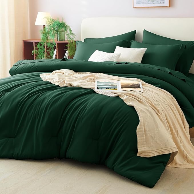 CozyLux Queen Comforter Set Emerald Green, 7 Pieces Bed in a Bag Queen Comforter Set with Sheets, Luxury Soft Bedding Set with Down Alternative Comforter, Fitted Sheet, Flat Sheet, Pillowcases & Shams