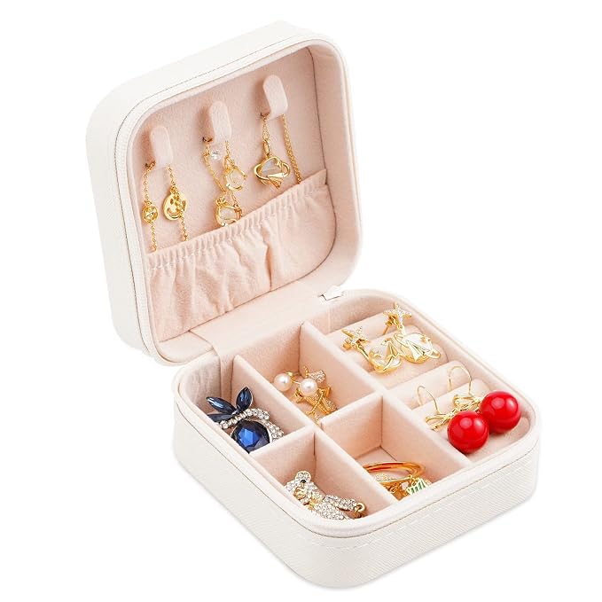 Neveika Portable Travel Mini Jewelry Box Leather Jewellery Ring Organizer Case Storage Gift Box Girls Women (white). - Image 7