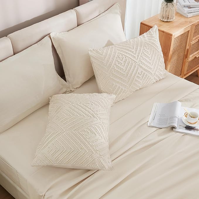 Andency Oversized Queen Size Comforter Set with Sheets Beige - 7 Pieces Bed in a Bag Oversized Queen Boho Tufted Lightweight Bedding Sets with Comforter, Sheets, Pillowcases & Shams