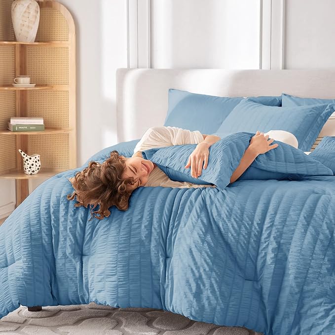 MUXHOMO 5 Pieces Twin XL Comforter Set, Seersucker Bed in a Bag Twin XL Size, All Season Luxury Bedding Set with Comforter, Flat Sheet, Fitted Sheet, Pillowcase & Sham, Mineral Blue